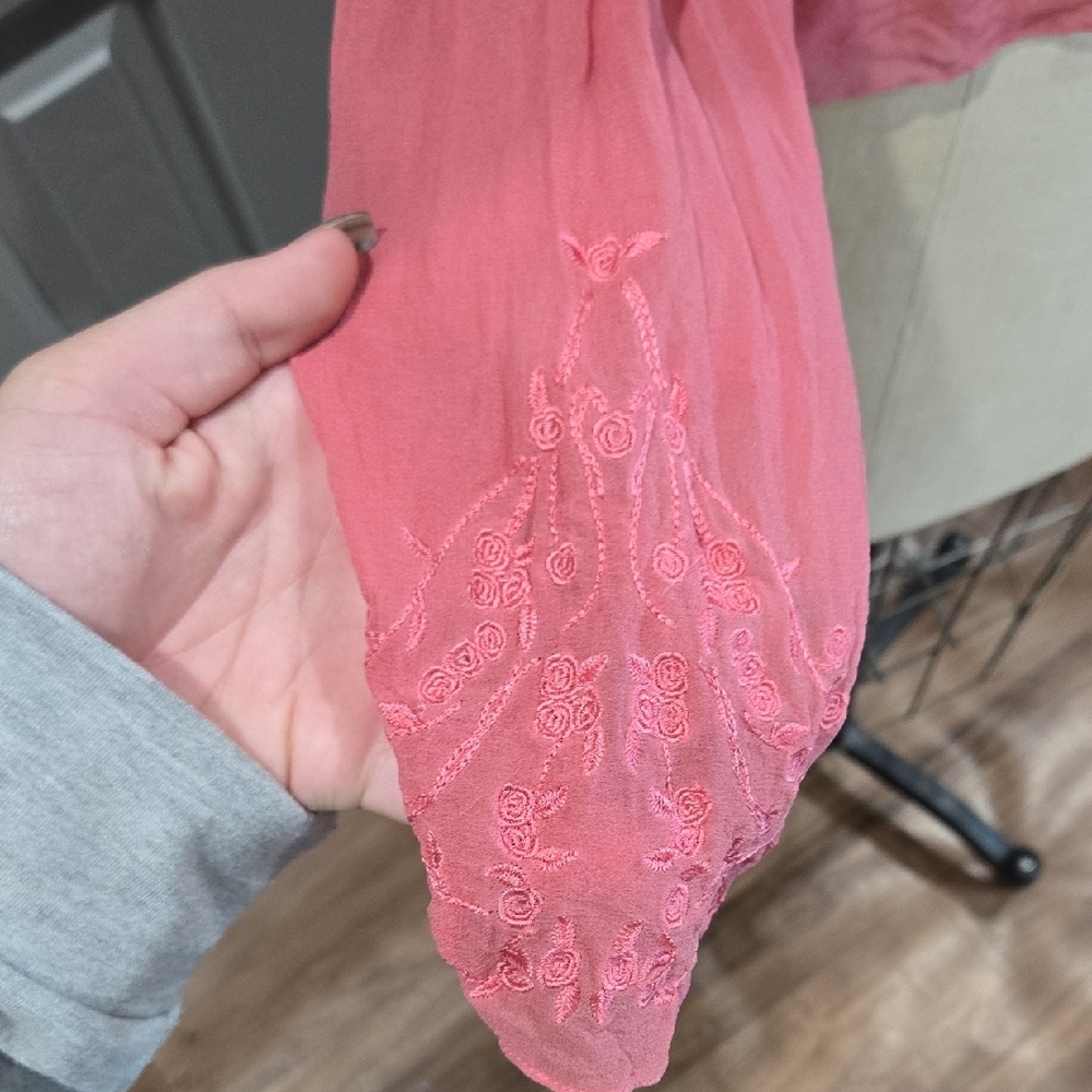 VINTAGE SALMON PINK SHEER RUFFLE 90s / Y2K LONG SLEEVE FRONT TIE SILK BLOUSE - Picture 9 of 16